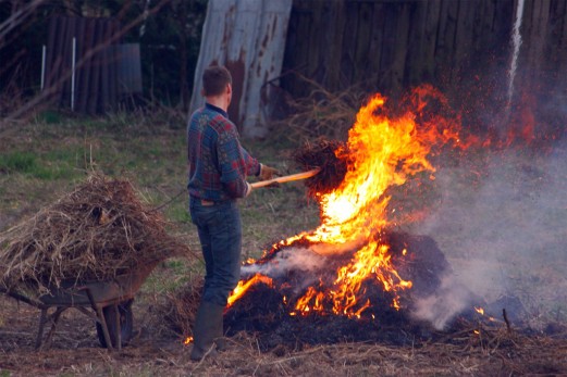 Osterfeuer in Kirchwerder